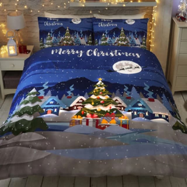 Bedlam 'Glow In The Dark' Christmas Scene Print Duvet Cover Set Multi