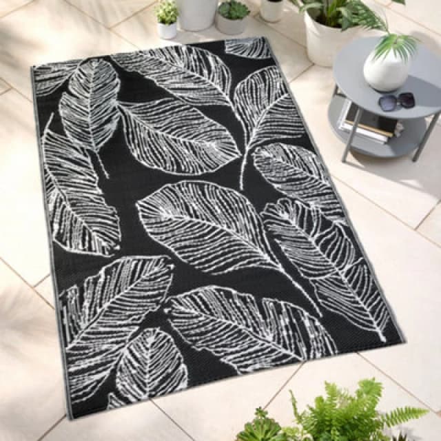 Fusion Matteo Leaf Print Uv Resistant Black Outdoor Rug