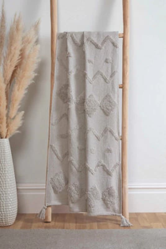 Rapport Home Juniper Cotton Tufted Patterned Throw in Silver Size: 50cm x 50cm Silver Unisex 50cm x 50 cm