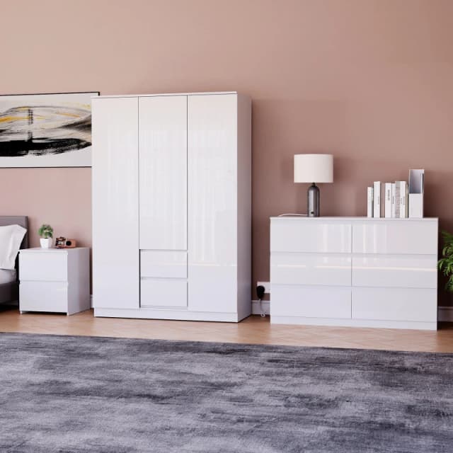 Lassic Vida Designs Glinton Gloss 3 Piece Bedroom Set 9 White unisex 3 Piece