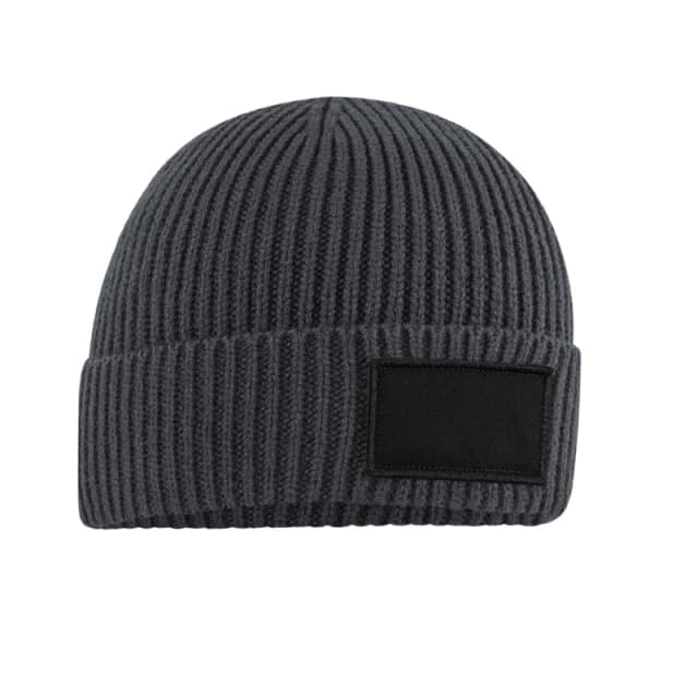 Beechfield Beechfield Men Patch Beanie in Dark Grey Dark Grey One Size Male 5063377023046