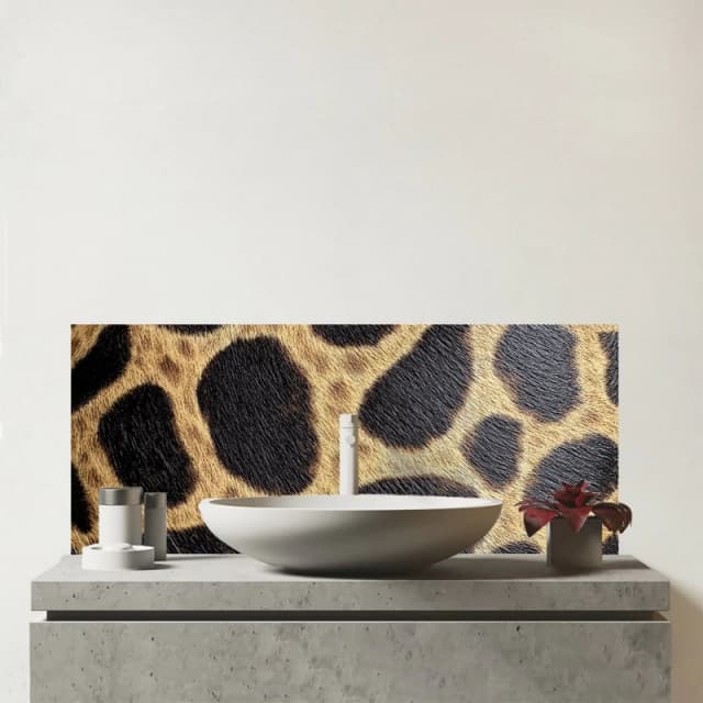 Warren Reed - Designer Giraffe Fur Print Glass Bathroom Splashback in Black Unisex