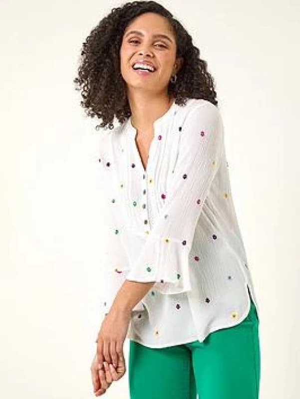 Roman Womens Floral Embroidered Buttoned Top in Ivory Size: 18 Ivory Female 18