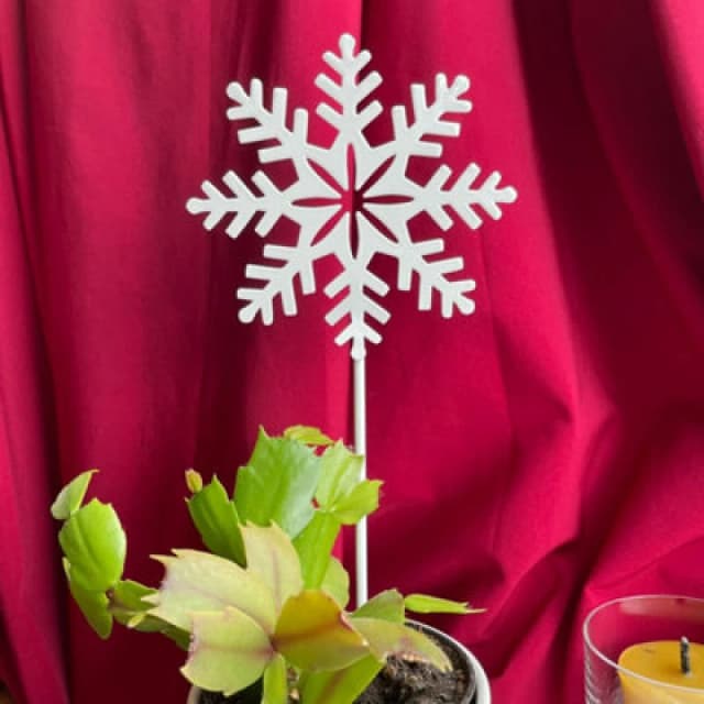 Poppy Forge Snowflake Pot Pin Garden Art (Pack Of 3) - H25cm - White