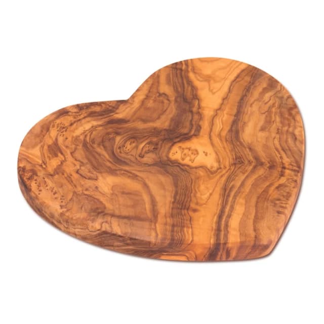 Verano Spanish Ceramics Olive Wood Natural Grained Rustic Kitchen Dining Handmade Heart Shaped Boards (L) 39cm Natural