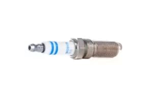 Bosch Spark plug FORD,MAZDA,CHEVROLET 0 242 230 530 19301814,19301814,L3Y218110 Engine spark plug,Spark plugs 12607280,12681661,1379739,6M8G12405BB
