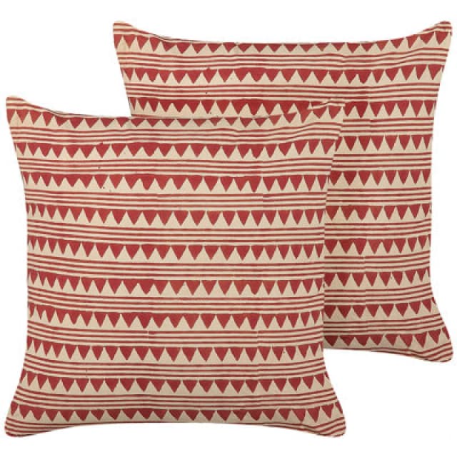 Beliani Set Of 2 Decorative Cushions Deglupta Cotton 45 X 45cm Red Chevron Pattern