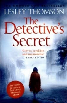 The Detectives Secret by Lesley Thomson Paperback