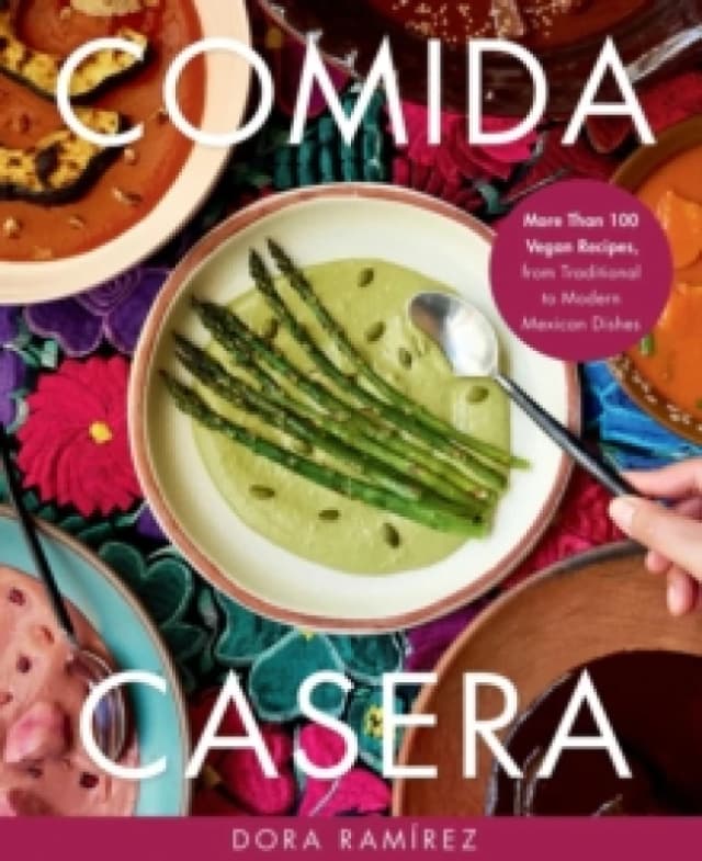 Comida Casera. Hardback. By Dora Ramirez Books