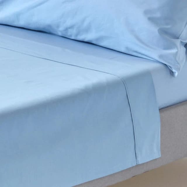 Homescapes Blue Egyptian Cotton Flat Sheet 200 Tc, Double