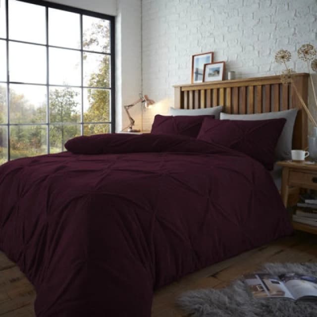Smart Living Smart Living Teddy Chiswick Pintuck Duvet Cover and Pillowcase Set in Purple Size: Single Purple Single Unisex 5051346446316