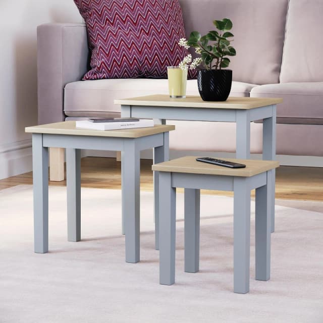 Lassic Vida Designs Yorkshire Nest of 3 Tables Oak & Grey unisex Set of 3