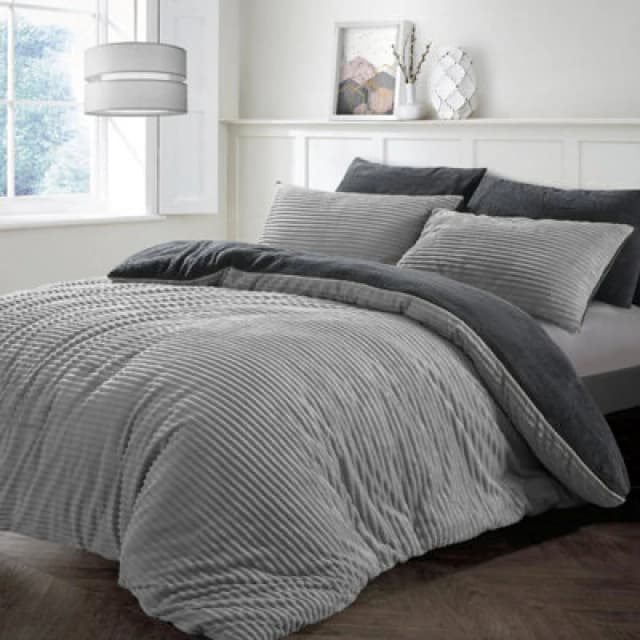 Velosso Teddy Fleece Duvet Cover And Pillowcase Set Cosy Bedding For A Stylish Bedroom, Button Enclosure - Silver