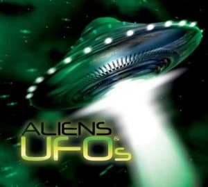 Aliens and Ufos by Christopher Evans Hardback