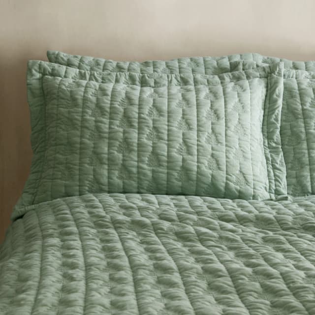 Pineapple Elephant Tamba Leaf Pinsonic Quilted Oxford Pillowcase Pair Green unisex Oxford