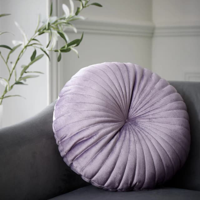 Catherine Lansfield Catherine Lansfield Round Velvet Cushion Lilac 40X40CM WB13305