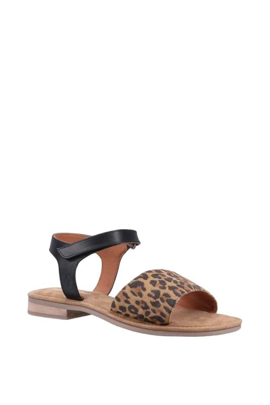 Hush Puppies Womens Annabelle Sandal in Tan Size: 4 Tan Female 4