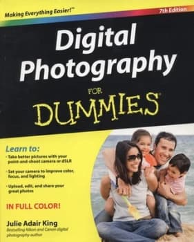 Digital Photography for Dummies by Julie Adair King Paperback