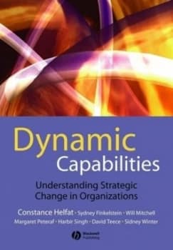 Dynamic Capabilities by Constance E. Helfat Paperback