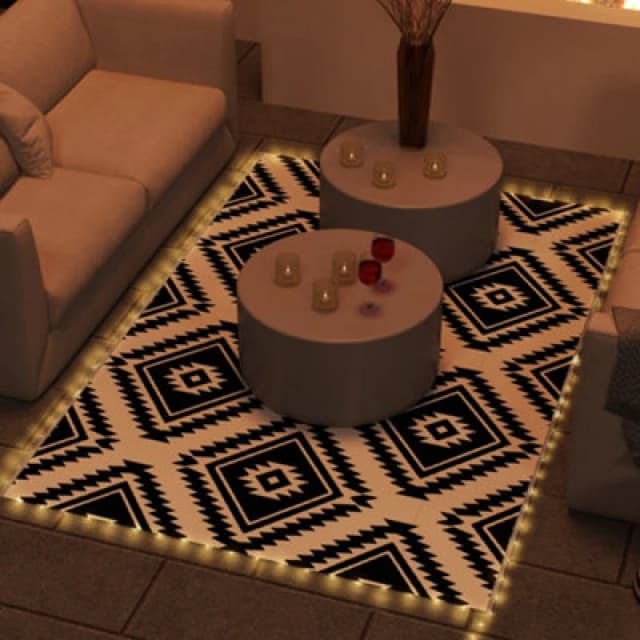 Outsunny Reversible Outdoor Rug Waterproof Plastic Straw Mat with LED String Lights - Outsunny 5056725527198