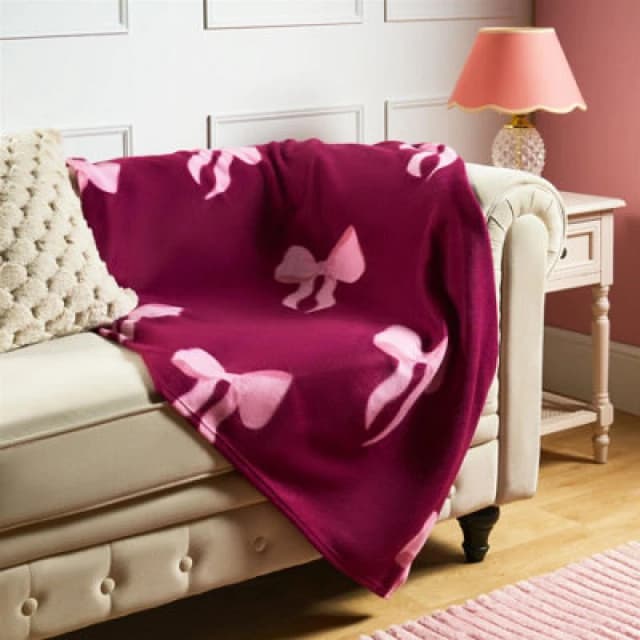 OHS OHS Bows Polar Fleece Soft Warm Throw Blanket in Burgundy Size: 120cm x 150cm Burgundy 120cm x 150cm Unisex 5027434227068