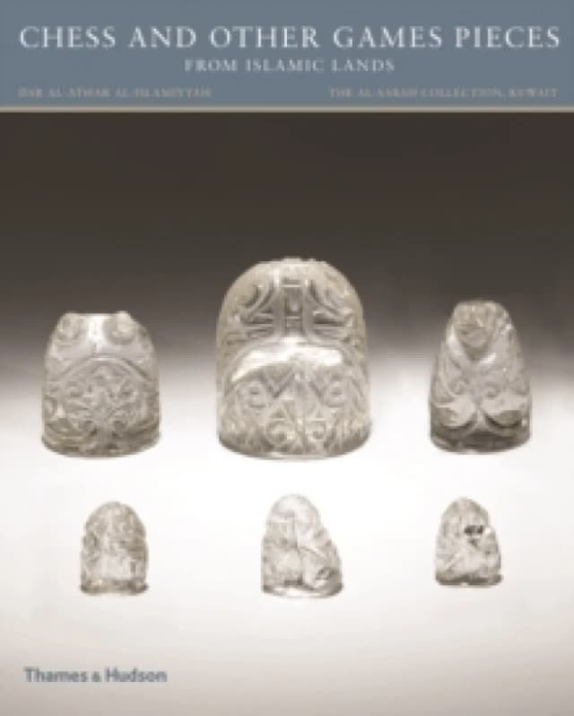 Chess and other Games Pieces from Islamic Lands Paperback / softback