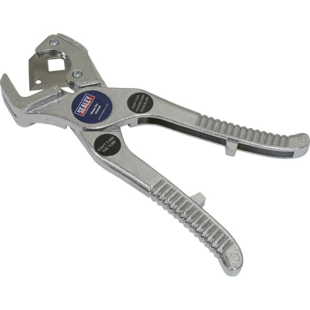 Loops Rubber & Reinforced Hose Cutter - 3mm to 25mm Capacity - Reversible Steel Blade Metallics
