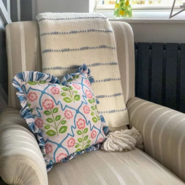 rucomfy Beanbags Rucomfy Linen Look 45X45Cm Cushion - Frilled Lattice Stripe Decorative Pillow