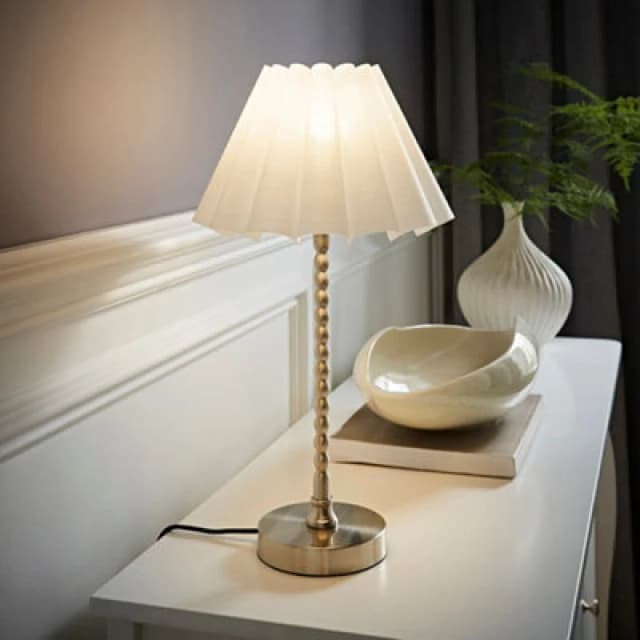 Valuelights Maeve White Scallop Pleated Taper Shade Brushed Chrome Bobbin Table Lamp & Bulb