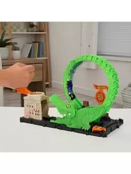 Hot Wheels City Gator Loop Attack Playset
