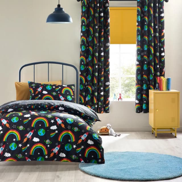 Catherine Lansfield Rainbow Rockets Reversible Duvet Cover Set Black unisex Double