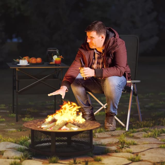 OUTSUNNY Padded Camp Chair Outdoor High Back Folding Recliner with Bag in Black Unisex