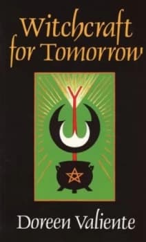 Witchcraft for Tomorrow by Doreen Valiente Paperback