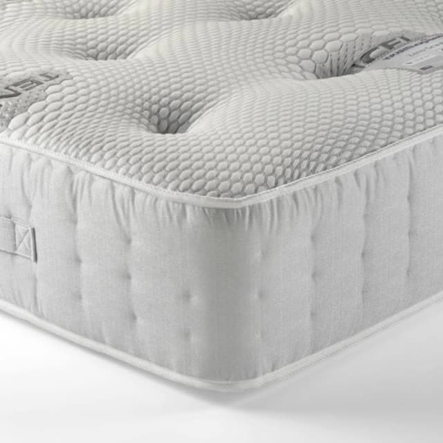 Healthoapedic Zero Gravity 1000 Pocket Mattress in White Size: Double White Unisex Double