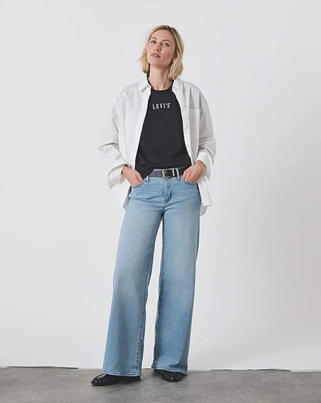 Levis|Levis Levis 318 Shaping Wide Leg Jeans Light Wash - Levis - Size: 28/30 / UK 10 Light Wash Female 28/30 / UK 10 PV15412