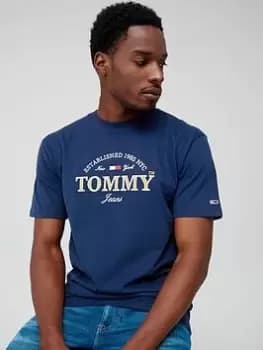 Tommy Jeans Tjm Clsc Modern Prep Front Logo T-Shirt