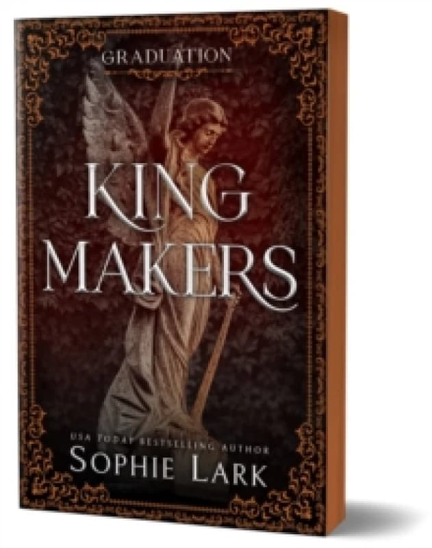 Kingmakers Graduation : A Spicy Dark College Mafia Romance (Kingmakers Book 5) Paperback / softback