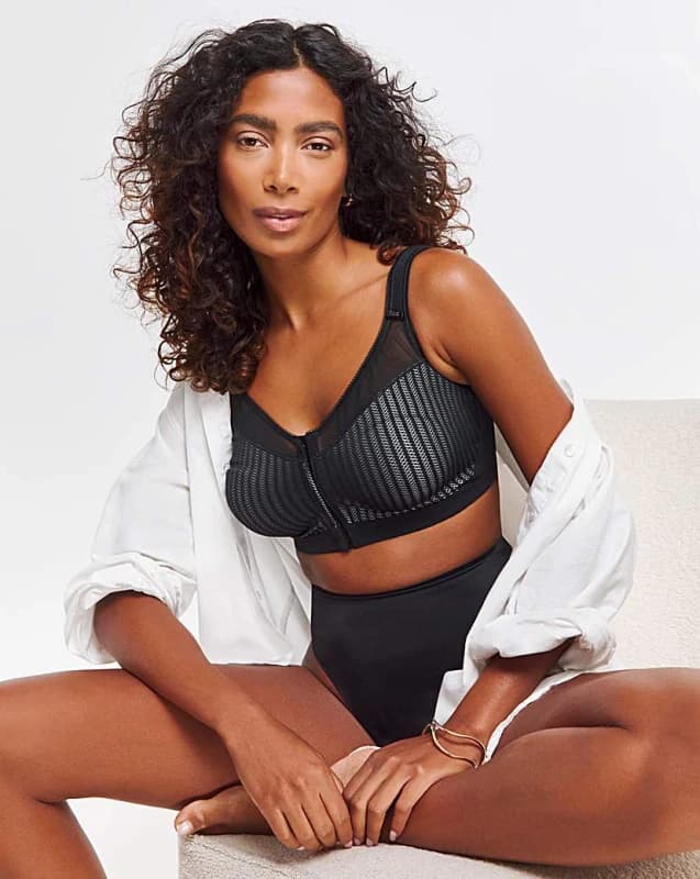 Berlei Beauty Stripe Front Fastening Bra - Black female