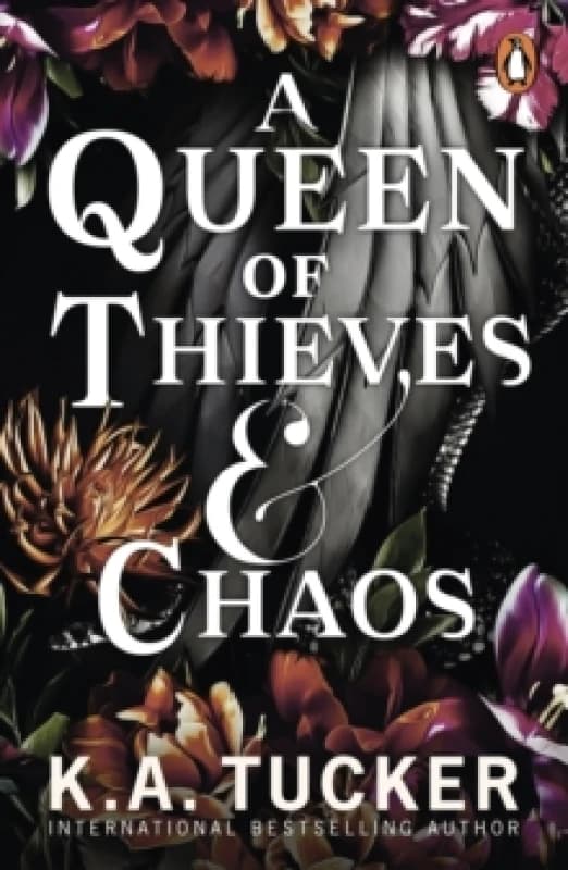 A Queen of Thieves and Chaos Paperback / softback