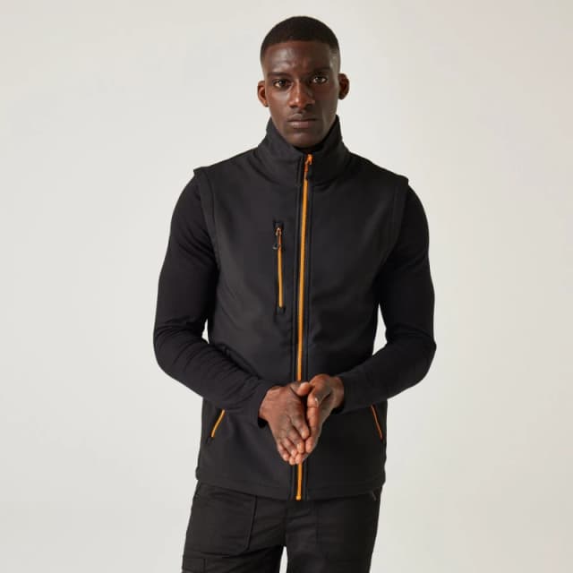 Regatta Regatta Men 'Navigate' Softshell Bodywarmer in Orange Size: large Orange L Male 5063019708768