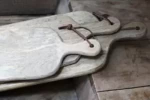 Nkuku Chunni Chopping Board Serveware Brown Medium 1.5 x 50 x 16 cm