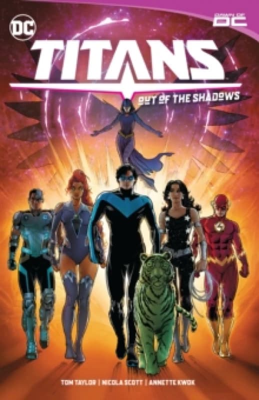 Titans Vol. 1: Out of the Shadows Paperback / softback