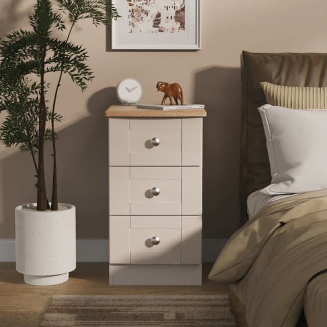 Welcome Furniture Ready Assembled Sussex 3 Drawer Bedside Cabinet In Kashmir Ash & Bardolino Oak, Cream SUS001KABO