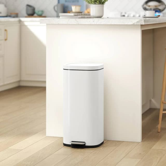 HOMCOM 30L Kitchen Bin, Pedal Bin with Lid, Removable Inner Bucket, Cream 851-064V00CW