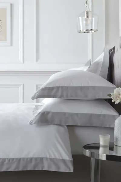 Appletree 'Oxford Edge' 100% Cotton Duvet Cover Set White