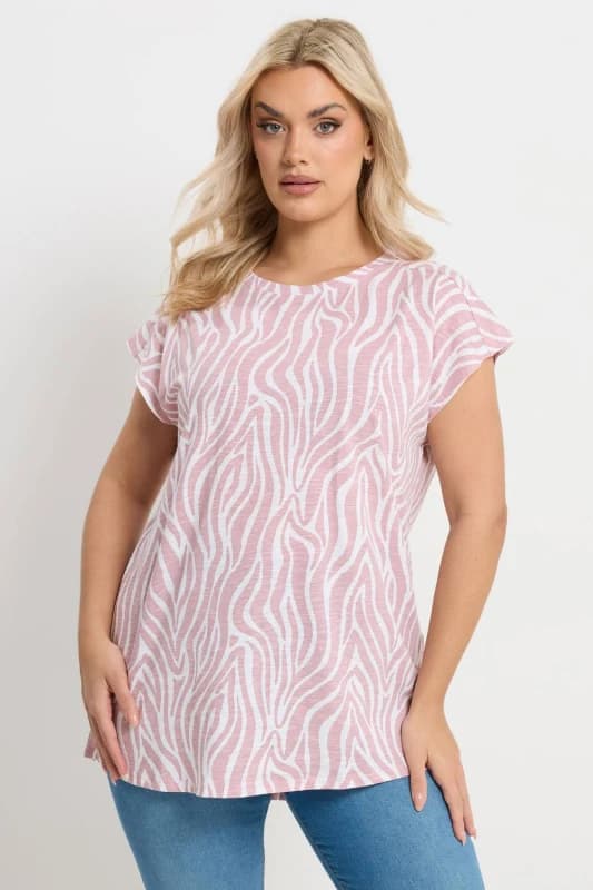 Yours Womens Zebra Grown On Sleeve T-Shirt in Light Pink Size: 14 Light Pink Female 14