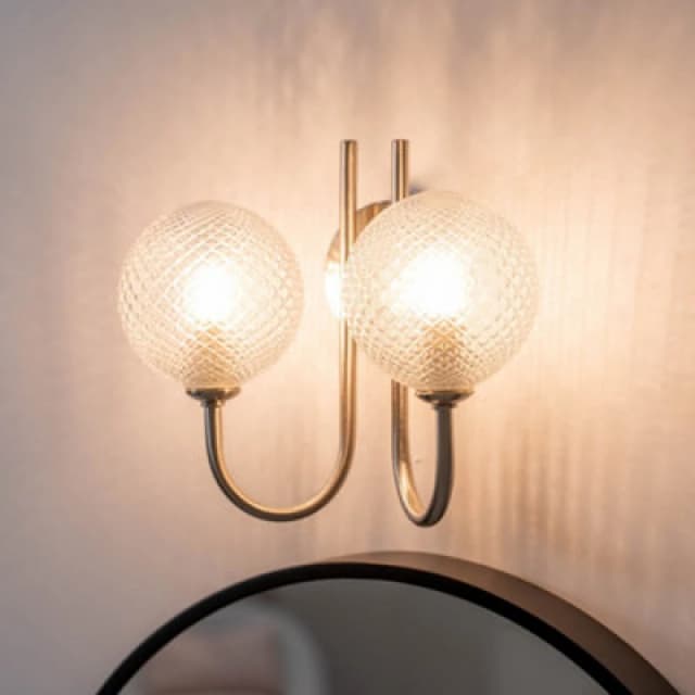 ValueLights ValueLights Elle Brushed Chrome 2 Way IP44 Bathroom Glass Shade Wall Light with LED Bulbs in Silver Silver One Size Unisex 5059406041488