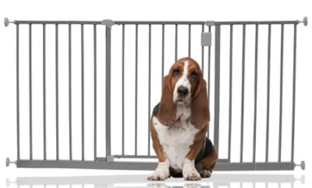 Bettacare Extra Wide Hallway Dog Gate, 140Cm - 146Cm, Grey, Pressure Fit Pet Gate, Puppy Safety Barrier