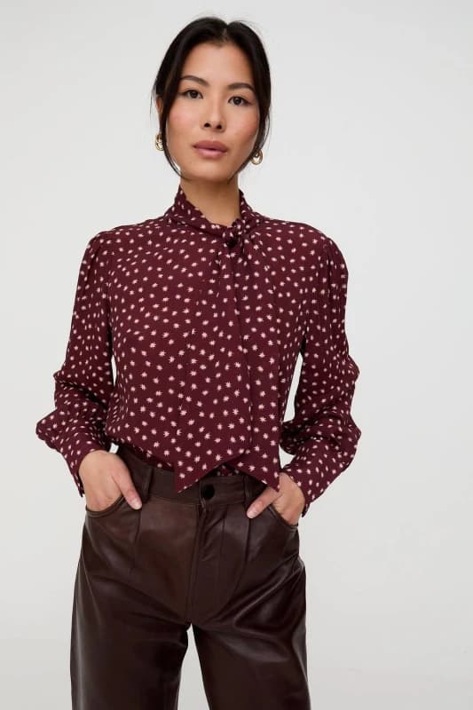 Lily and Lionel Womens Fifi Pussybow Star Print Blouse In Burgundy Size: 12 Burgundy Female 12