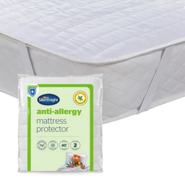 Silentnight Anti Allergy Mattress Protector - Small Double